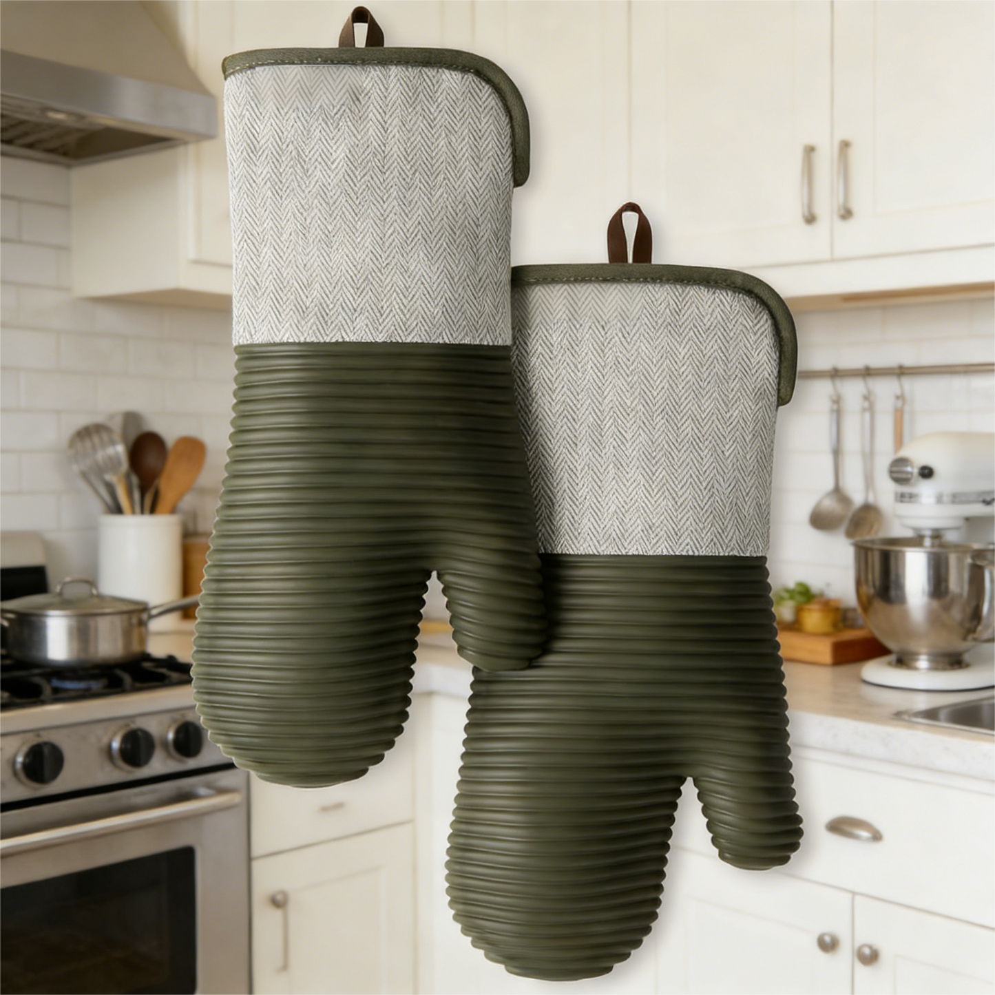 Extra Long Silicone Oven Mitts, Heat Resistant Kitchen Gloves with Non-Slip Striped Design, Soft Cotton Lining and Hanging Loop for Baking Grilling